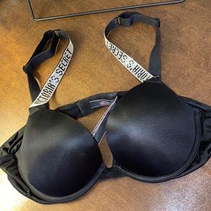 VS Size 36A
